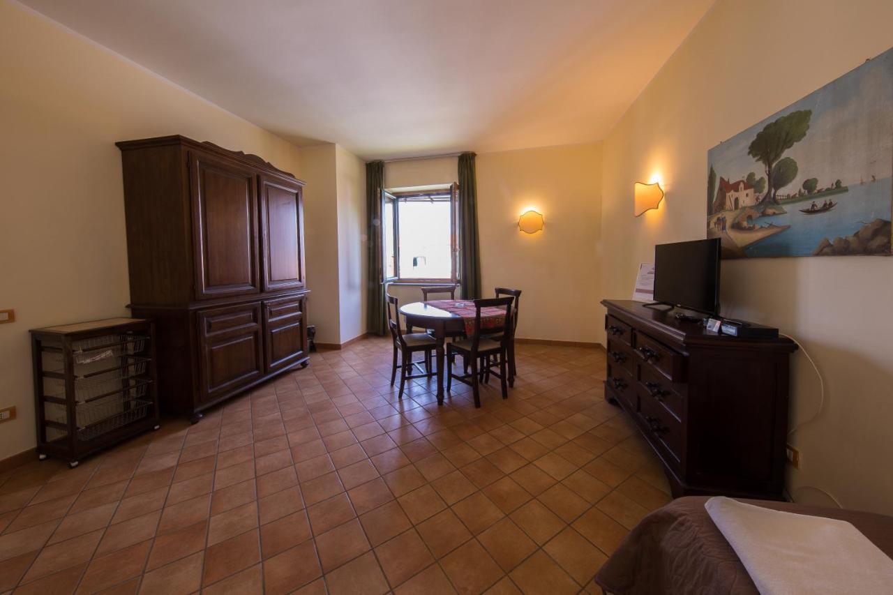 One-Bedroom Apartment Annex,1142060506:JPEG